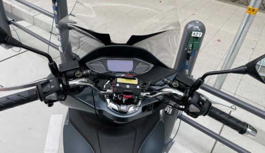 【PCXにスクリーン＋ジェットヘル】快適性めちゃ上がる組み合わせ、実際どう？