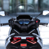 【はじめての中型バイクにも◎】XMAX 2025年モデルが「免許取りたい！」を後押ししてくれる理由5選