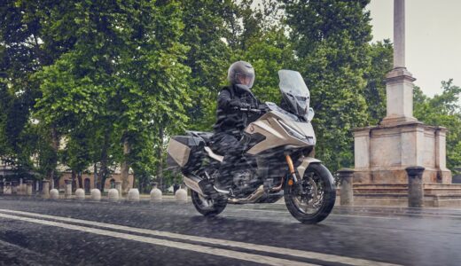 【ゴールドウイングは大きすぎる？】現代版グランドツアラー「NT1100」がちょうどいい！