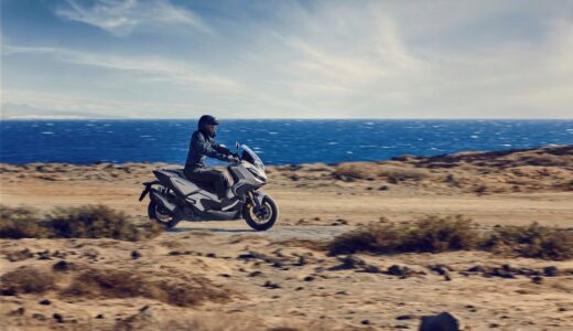 【もっと気軽にバイクの楽しさを】スクーターツーリングって、実はめっちゃ快適！