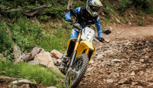 【令和のWR250R爆誕⁉】スズキ新型「DR-Z4S」がオンオフ両対応の最強マシンだった件