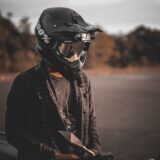 バイクヘルメット、どう捨てる？意外と悩むアレの話