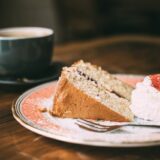 心がざわついたら、バイクで郊外のカフェを目指そう。