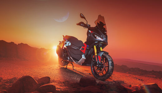 【36馬力】バーグマンを圧倒!? アプリリアSR GT 400がスクーター界の常識を破壊する