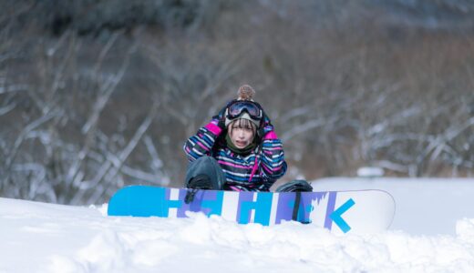 【ダサいけど最強】真冬の指先の痛みが消える！ハンカバ vs 電熱グローブ、本当に暖かいのは？